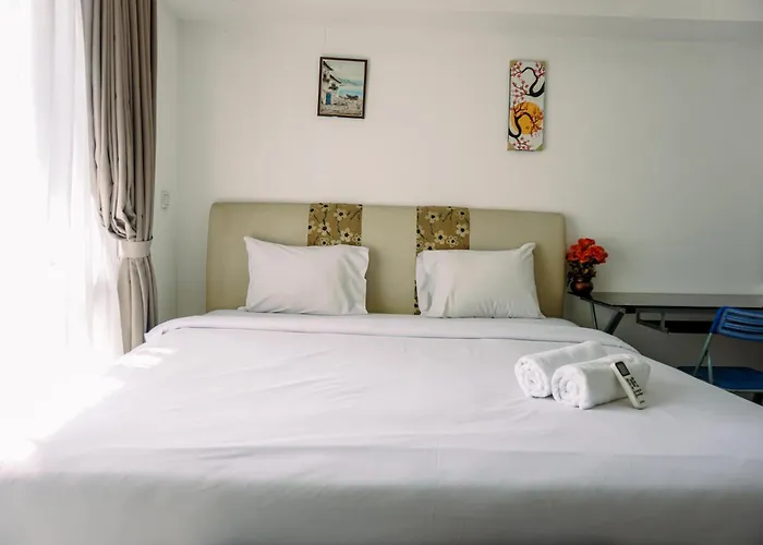 Nice And Comfy Studio At Ambassade Kuningan Apartment By Travelio
