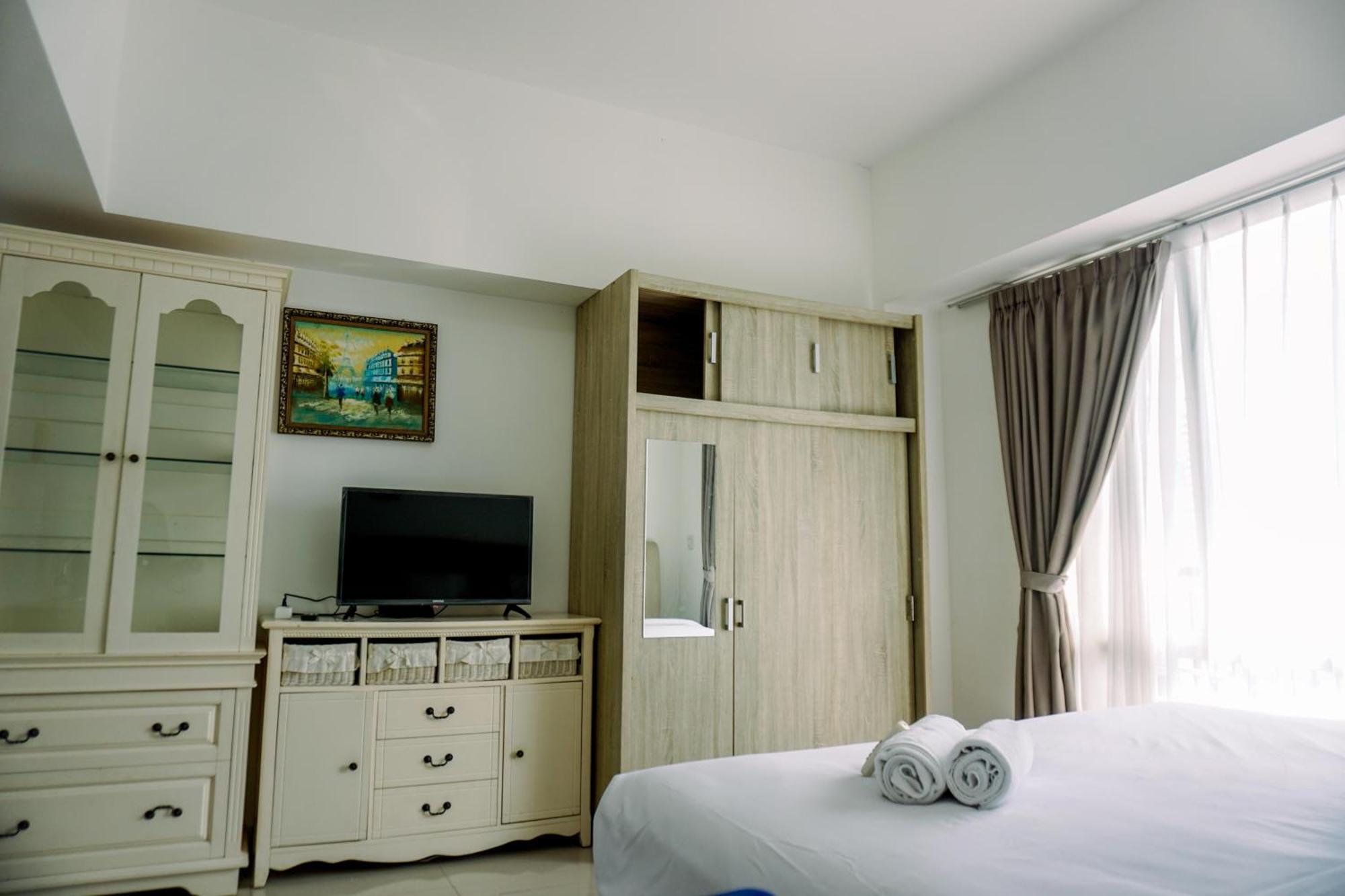 Apartment And Comfy At Ambassade Kuningan By Travelio *