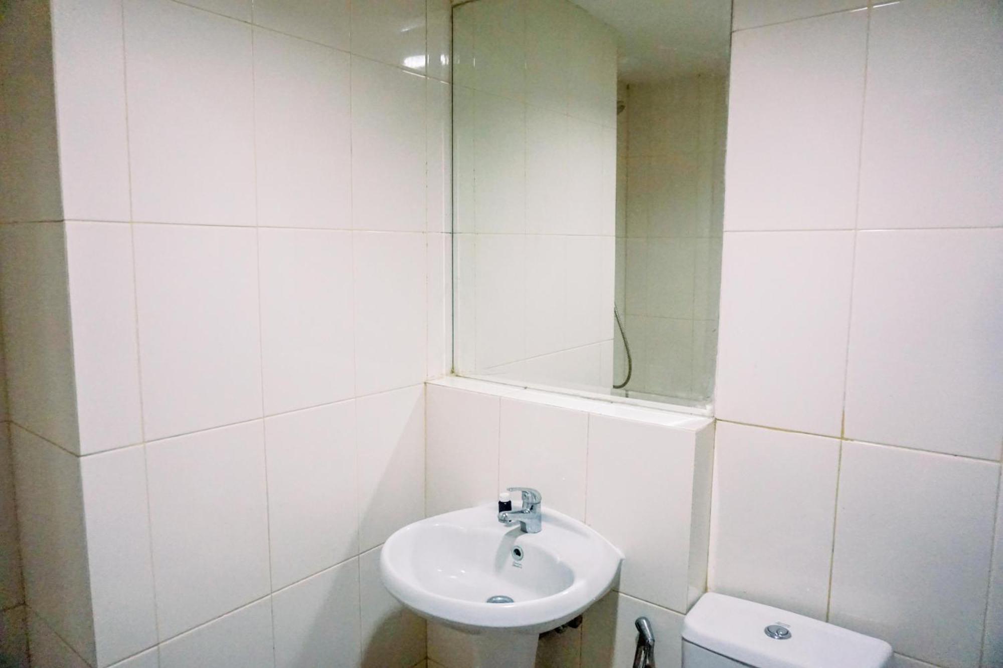 Apartment And Comfy At Ambassade Kuningan By Travelio